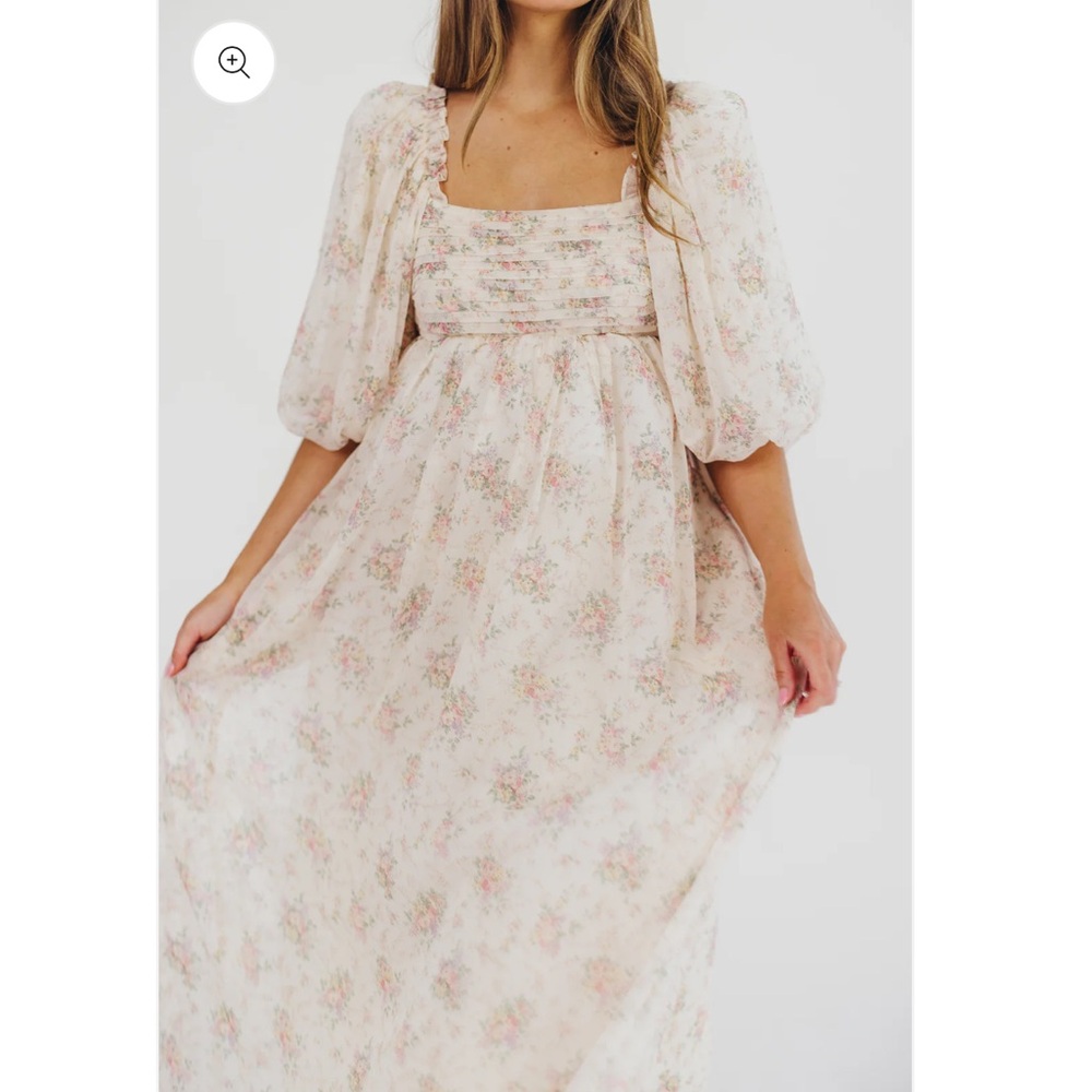 Bump Friendly flowers dress maternity